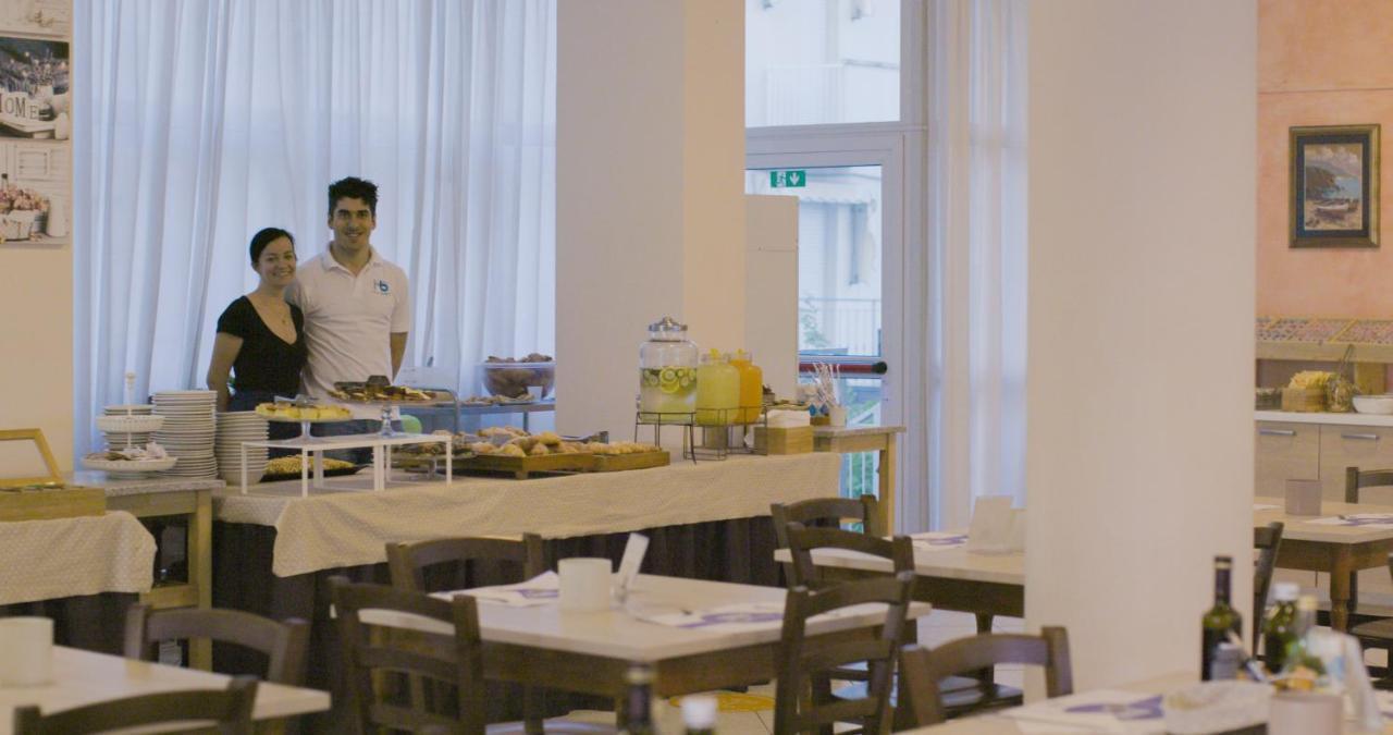 Hotel Beverly ริมินี ภายนอก รูปภาพ