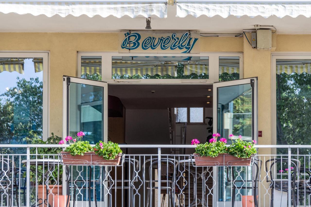 Hotel Beverly ริมินี ภายนอก รูปภาพ